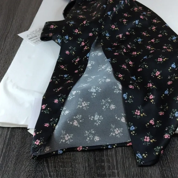 Wayf Tie Front Cutout Dress Black Blue Rose Small Print Floral. Large. Satiny - Picture 15 of 16